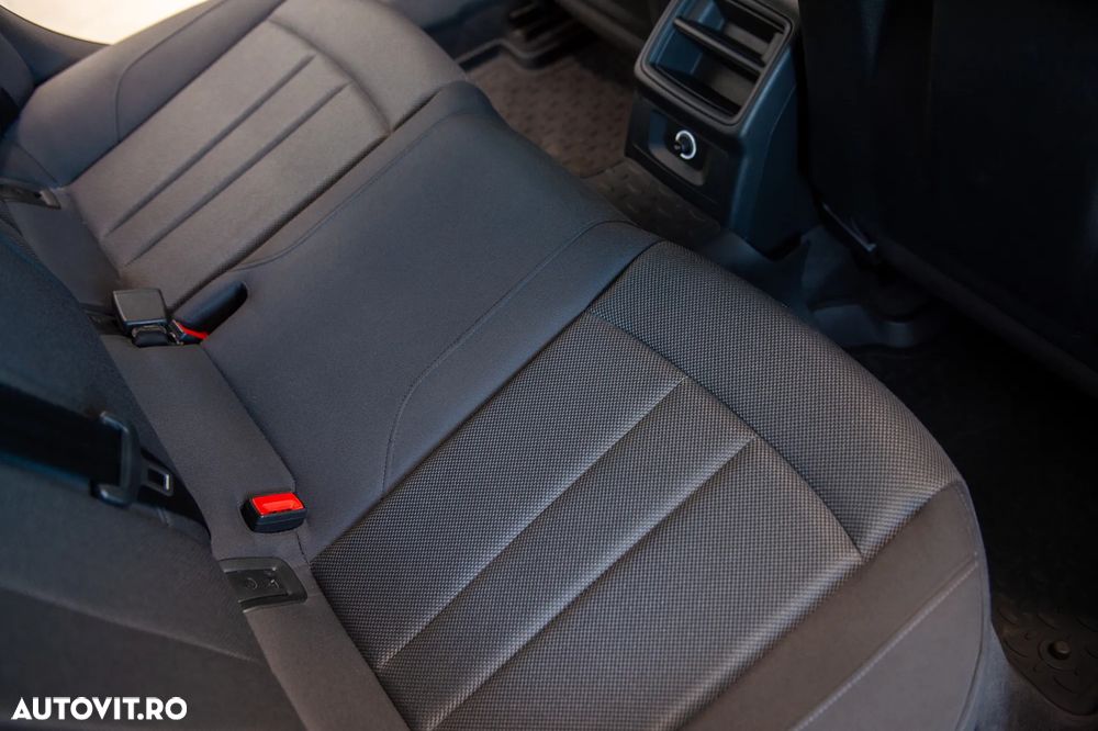 Audi A4 2.0 35 TFSI S tronic MHEV Basic - 30