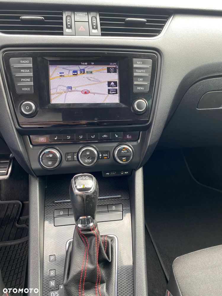 Skoda Octavia 2.0 TDI RS DSG - 9