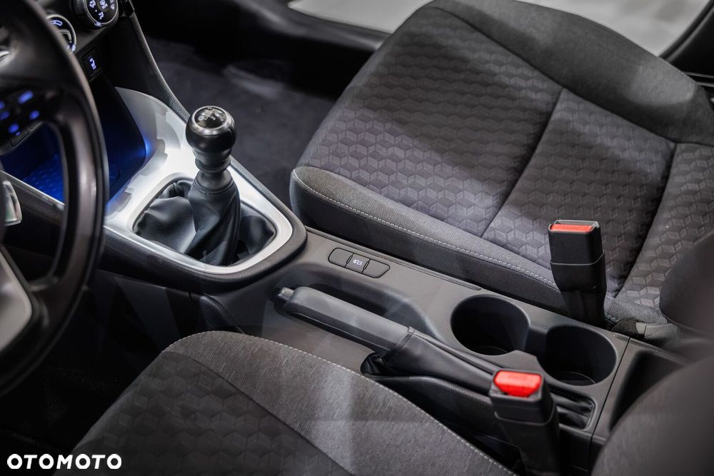 Toyota Yaris - 38
