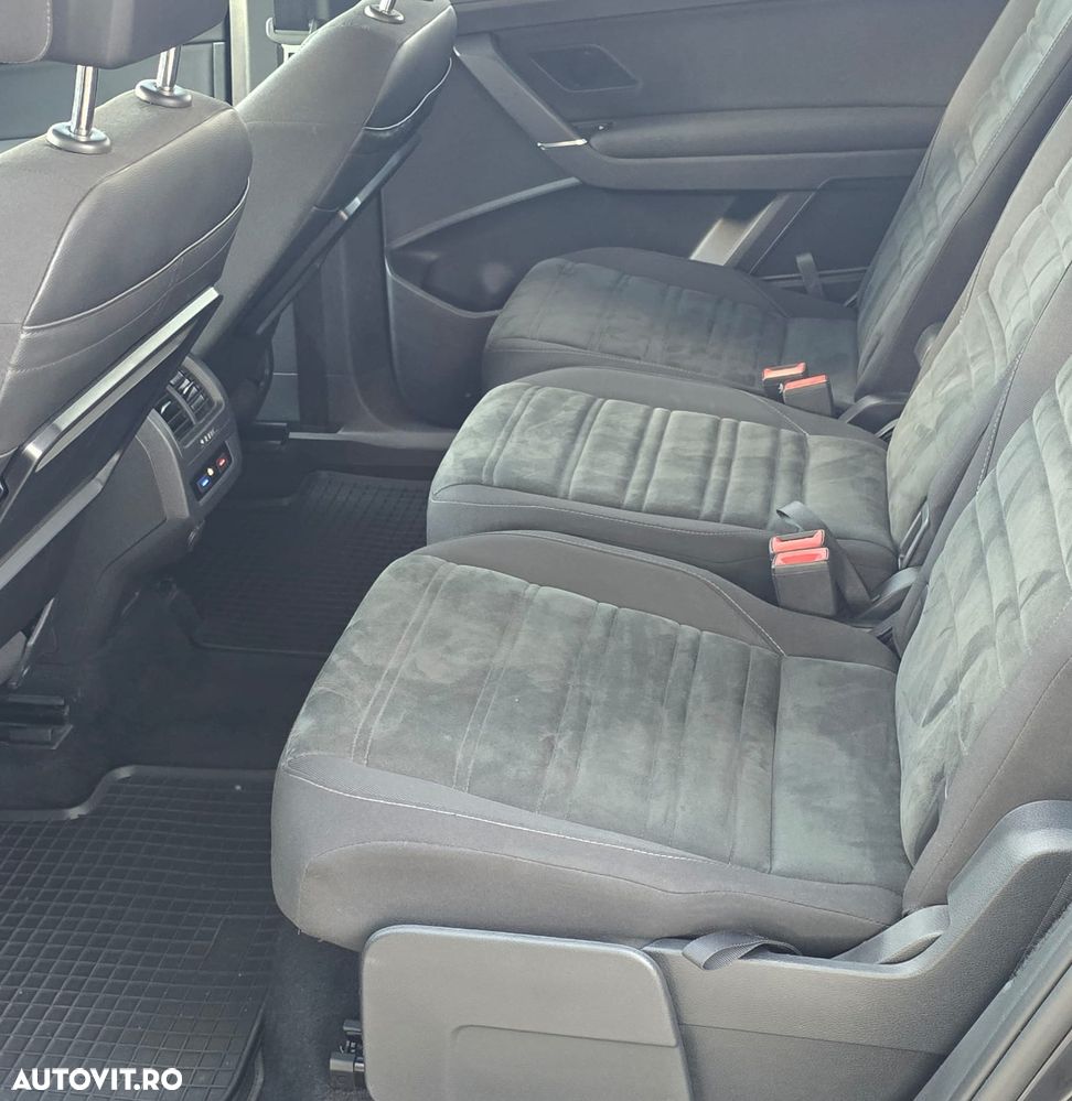 Volkswagen Touran 2.0 TDI DSG Highline - 15