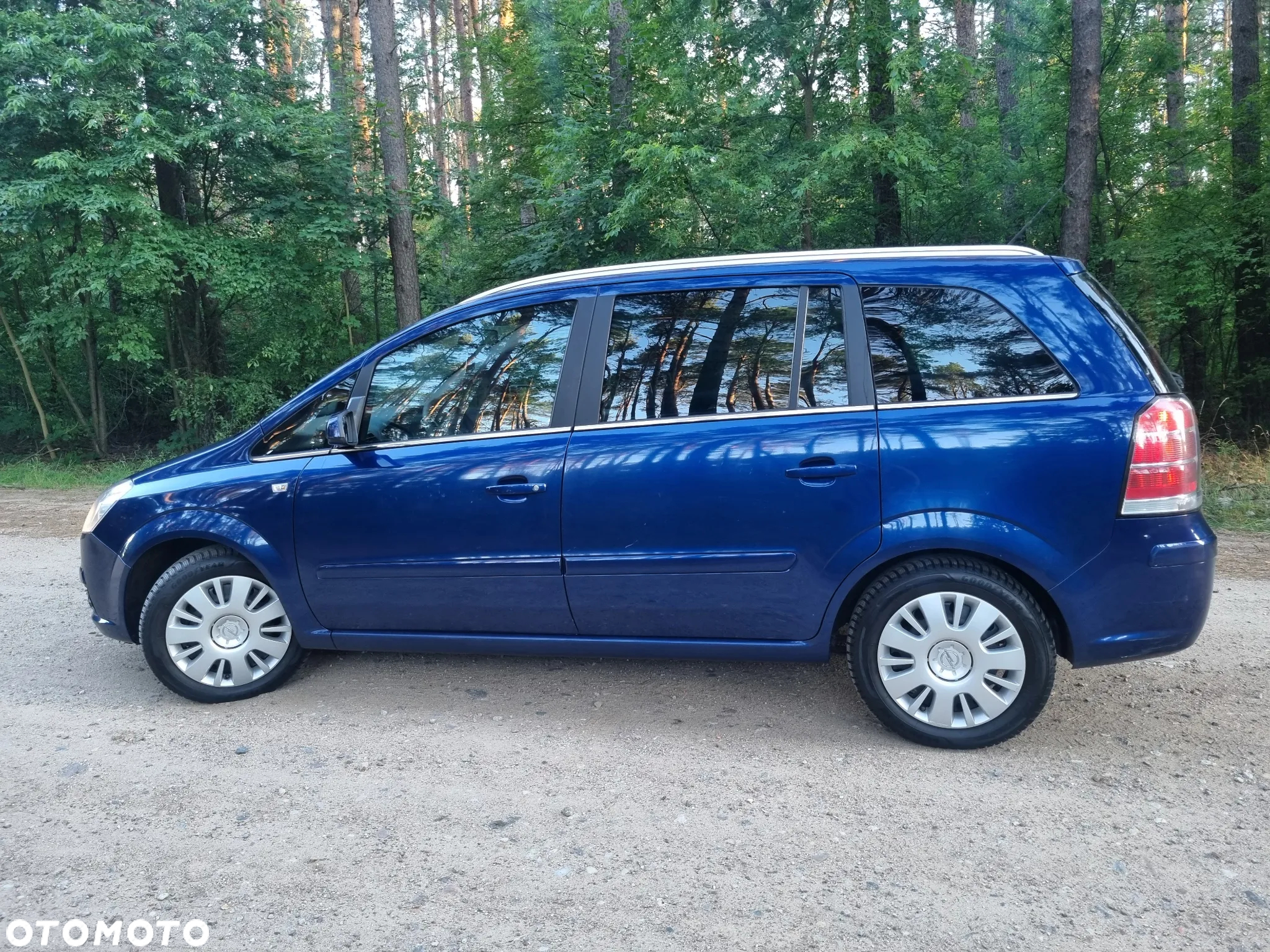 Opel Zafira 1.9 CDTI Automatik - 26