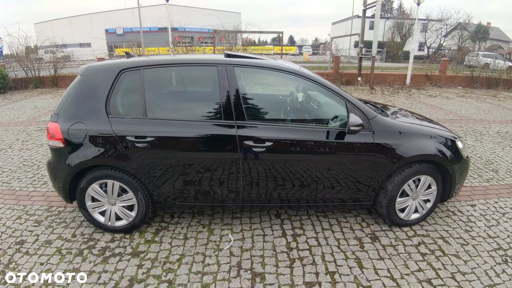 Volkswagen Golf 1.6 TDI BlueMotion Technology Comfortline - 6