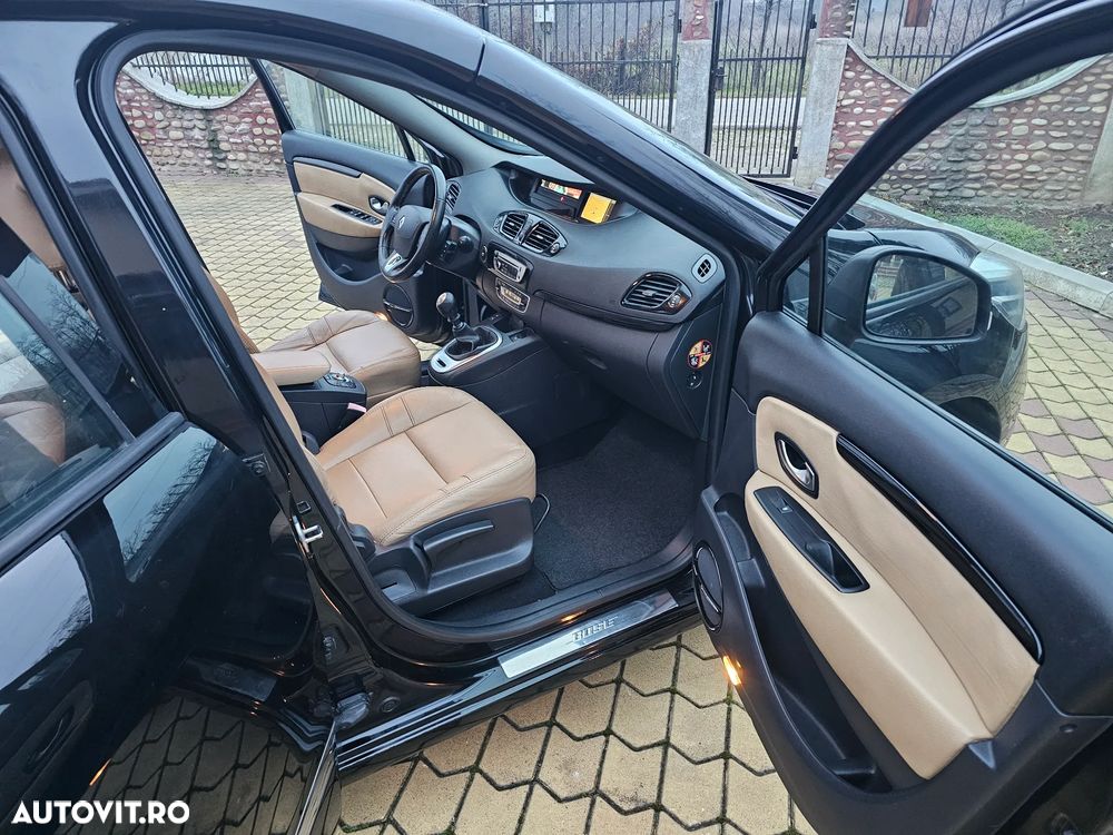 Renault Grand Scenic ENERGY dCi 130 Start & Stop Bose Edition - 14