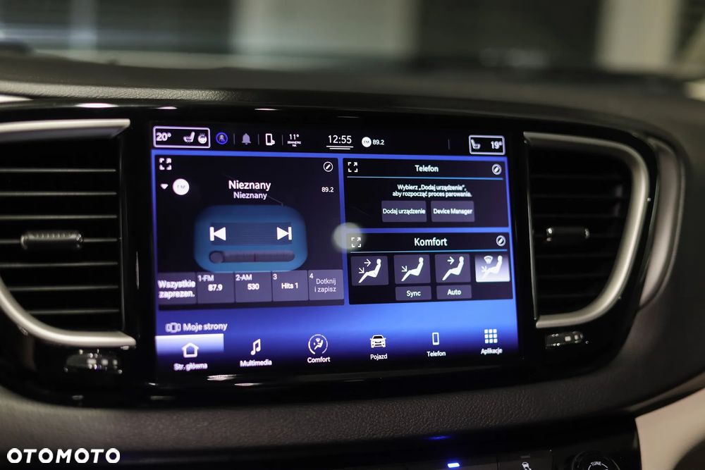 Chrysler Pacifica - 27