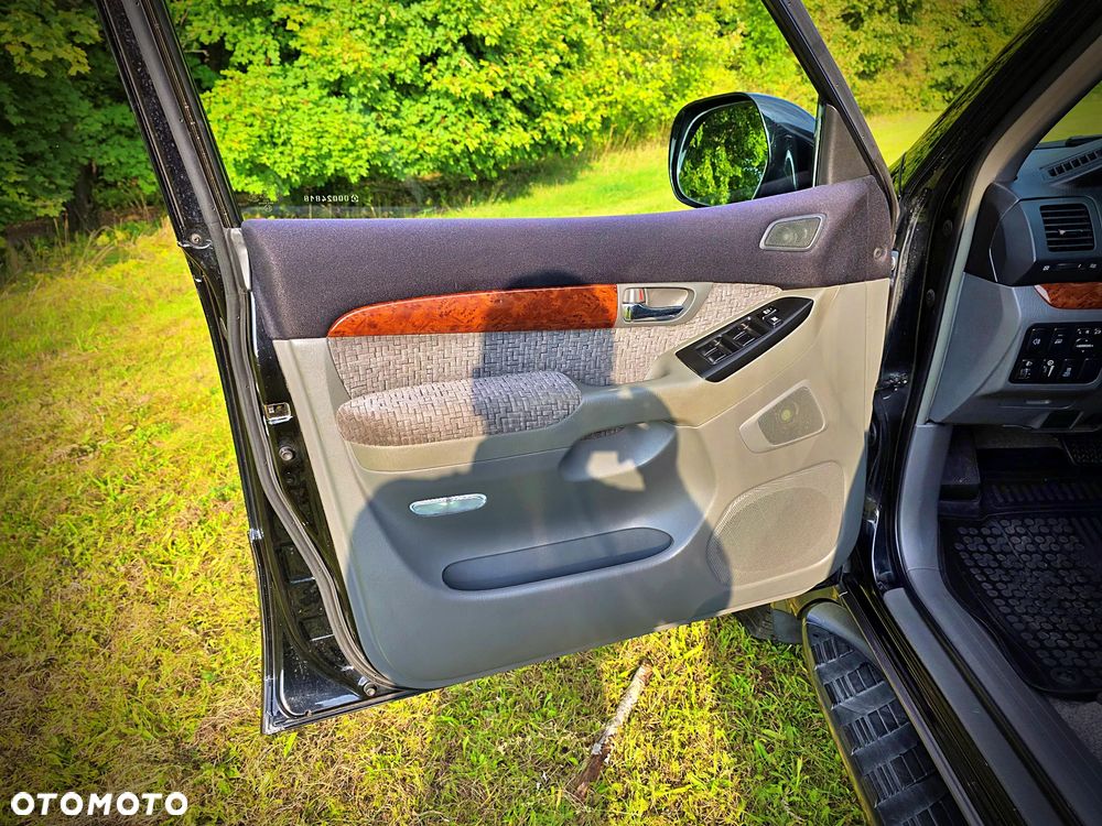 Toyota Land Cruiser - 29