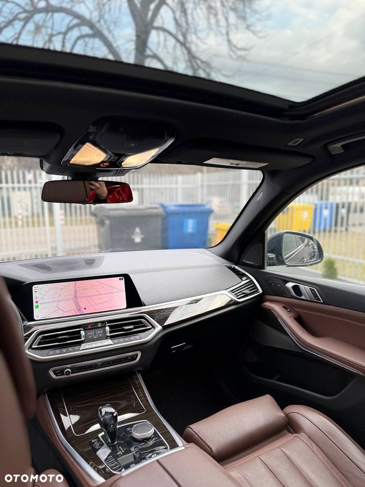 BMW X5 xDrive50i Sport-Aut - 22