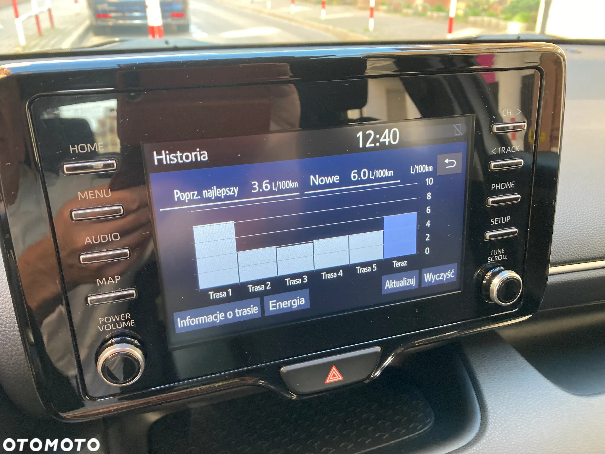 Toyota Yaris 1.5 Premium CVT - 9