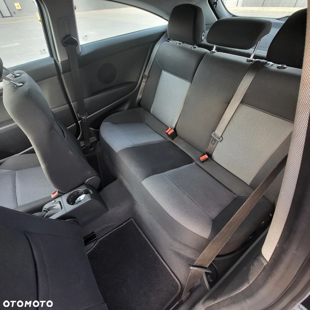 Opel Astra 1.6 - 8