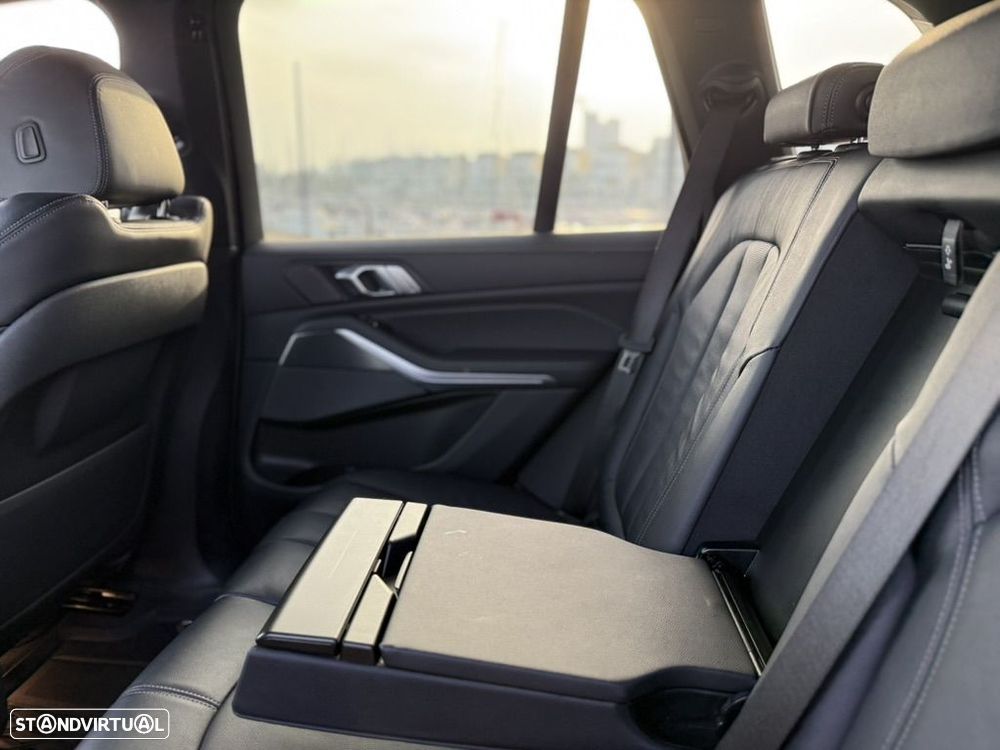 BMW X5 30 d xDrive Pack M - 14