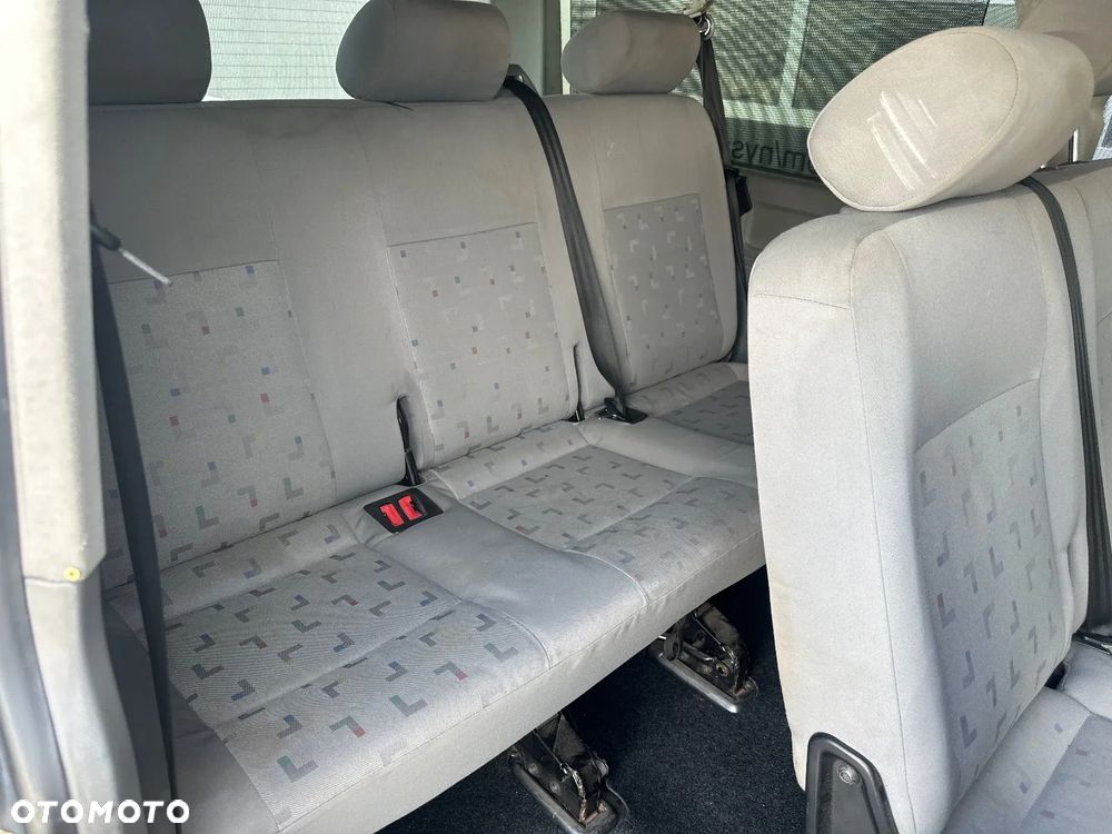 Volkswagen Transporter - 18