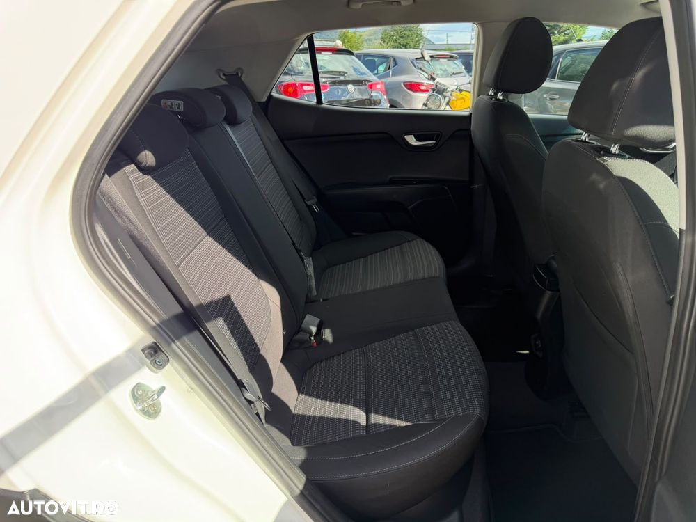 Kia Stonic 1.4 GSL Trend - 15