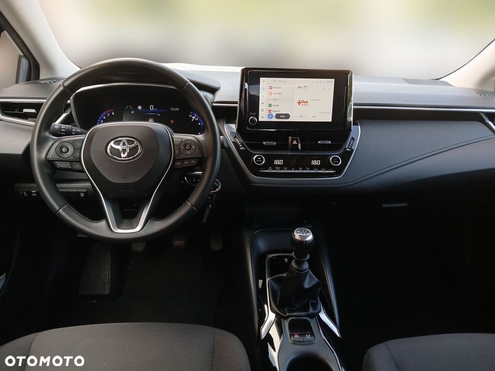 Toyota Corolla - 12