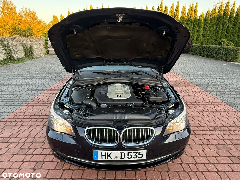 BMW Seria 5 535d Edition Sport - 34
