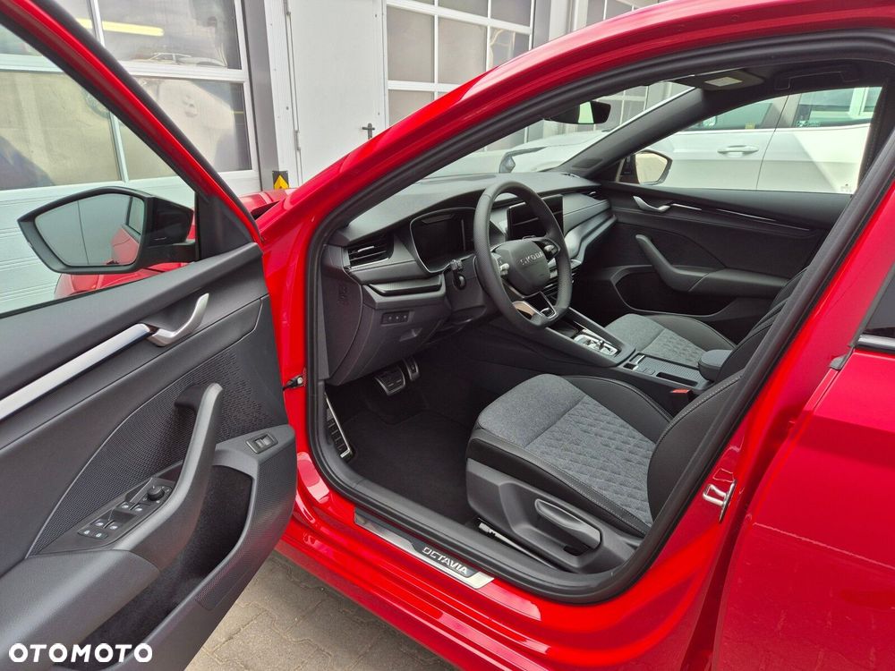 Skoda Octavia 1.5 TSI mHEV Sportline DSG - 12