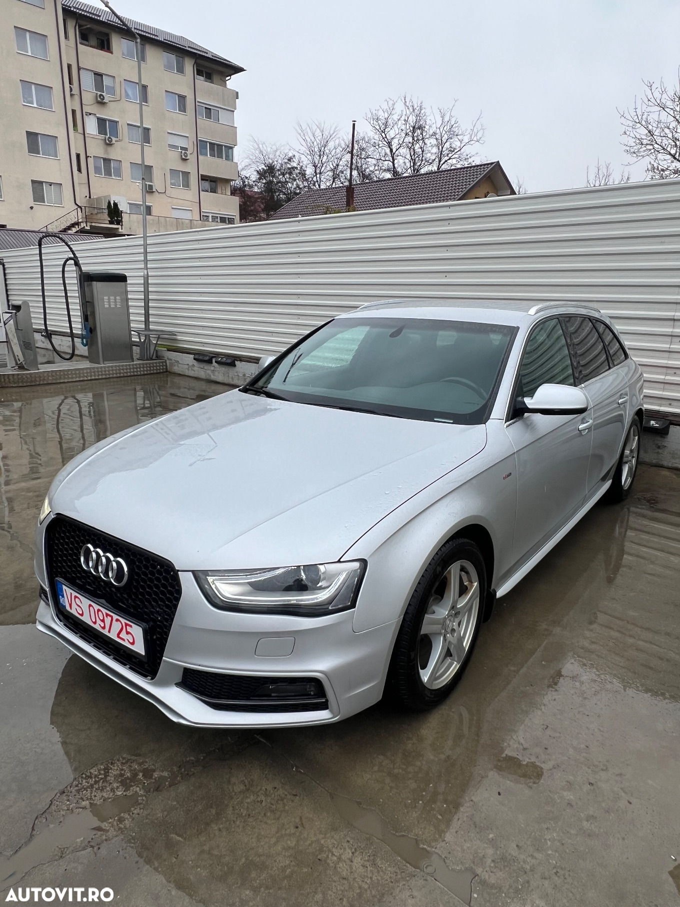 Audi A4 Avant 2.0 TDI DPF multitronic Attraction - 13