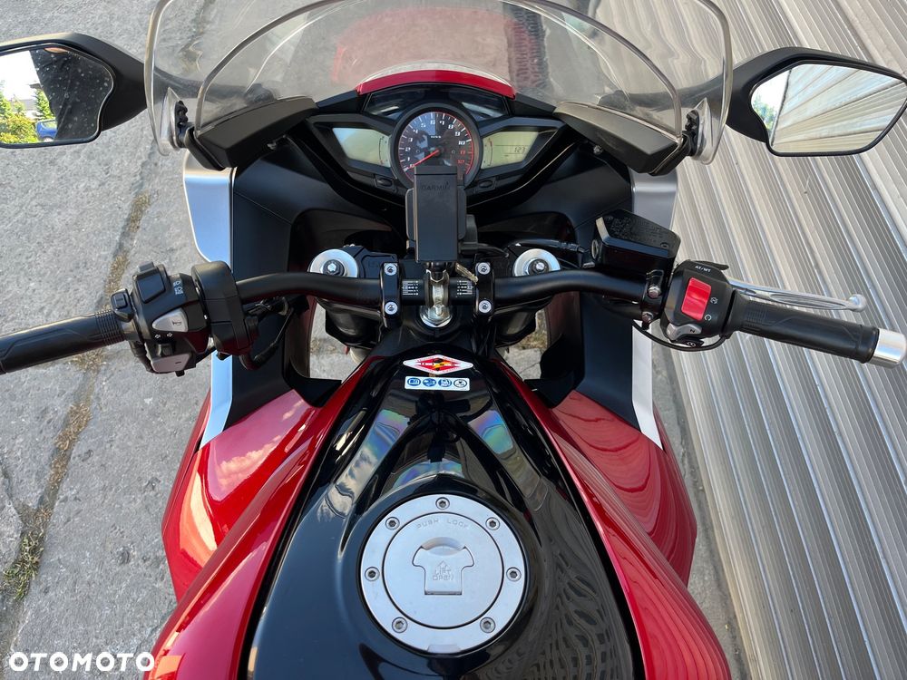 Honda VFR - 31