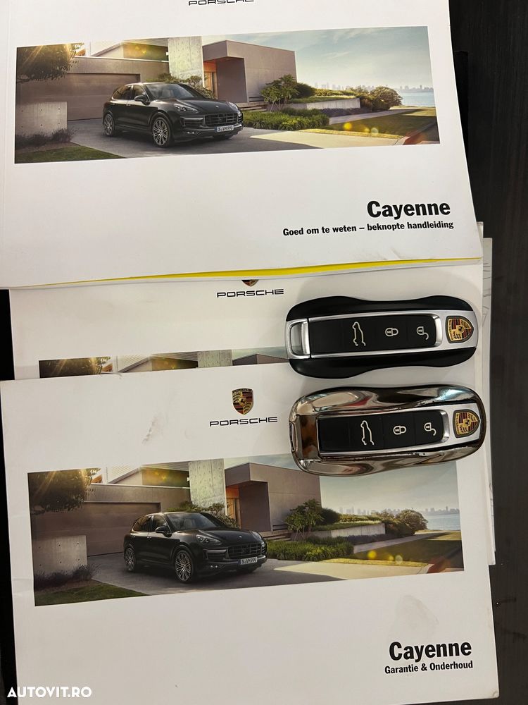 Porsche Cayenne - 13