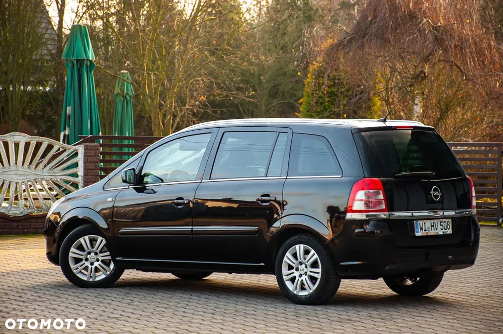 Opel Zafira - 19