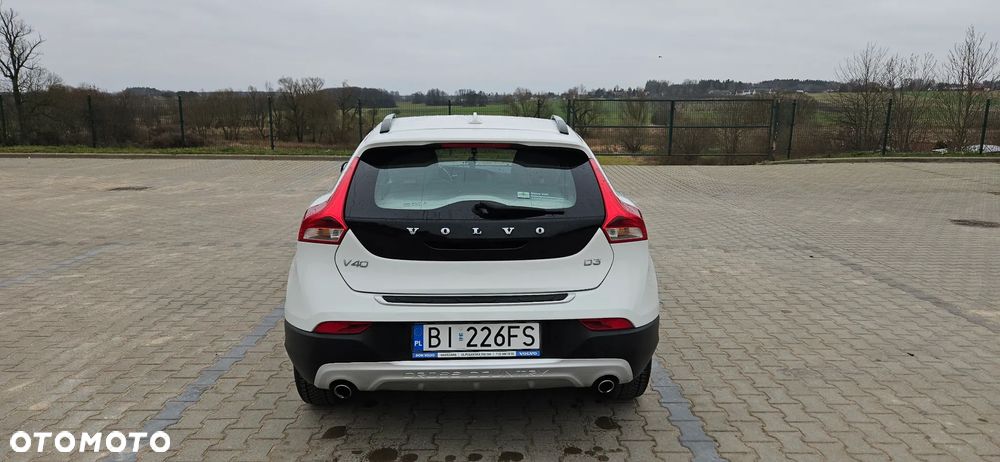 Volvo V40 Cross Country D3 Drive-E Kinetic - 4