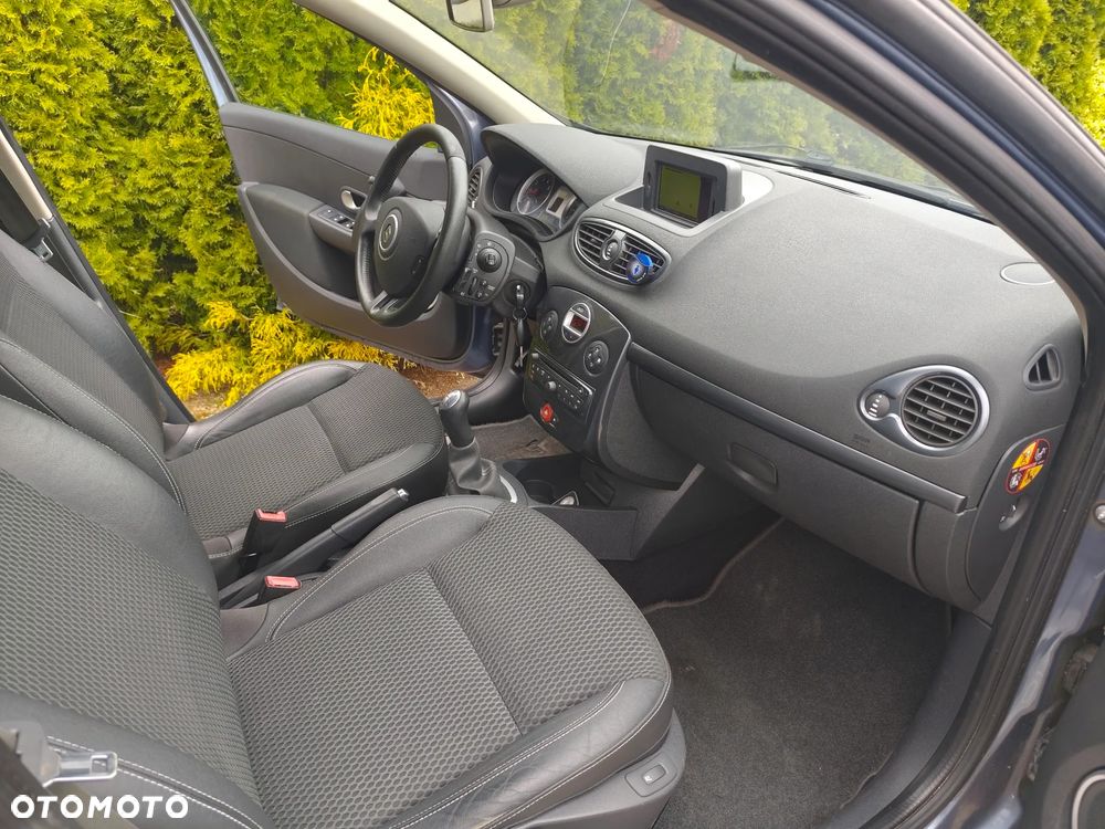 Renault Clio 1.2 16V TCE Luxe - 19