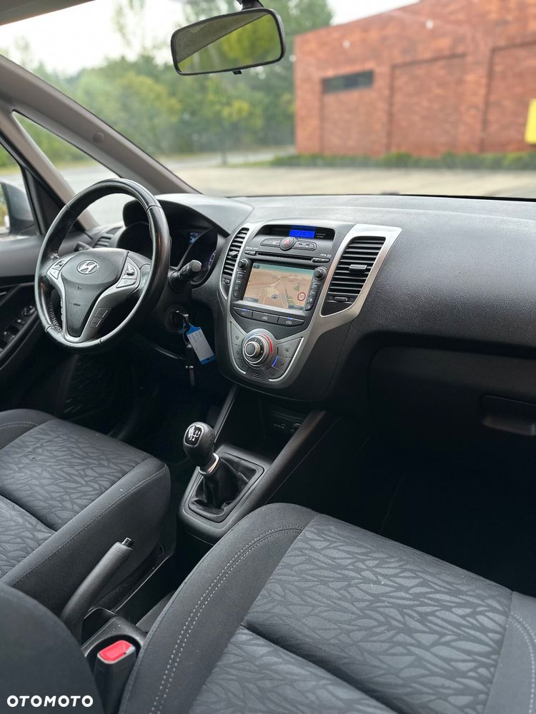 Hyundai ix20 1.4 blue Trend - 25