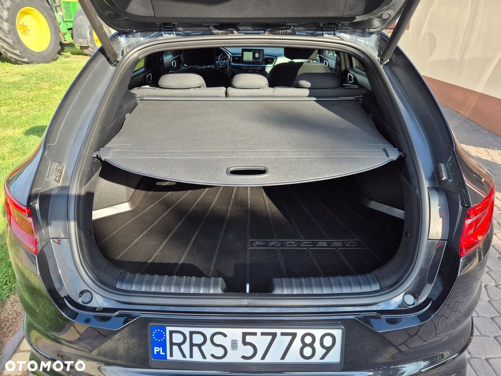 Kia ProCeed 1.6 CRDi GT Line DCT - 17