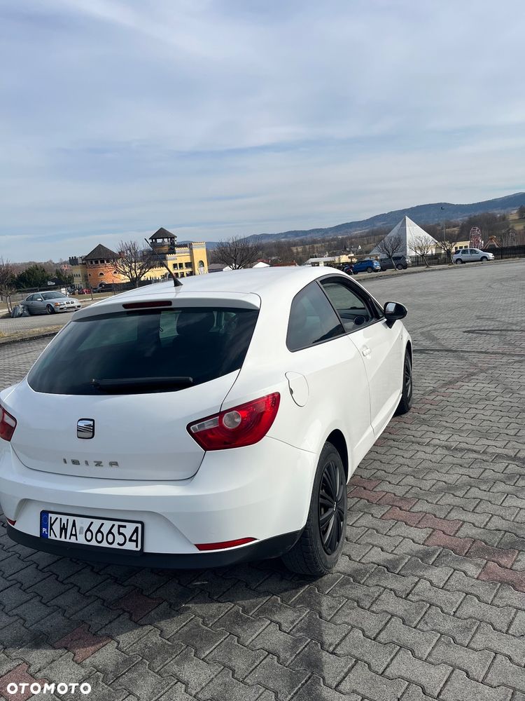 Seat Ibiza SC 1.6 16V Sport - 3