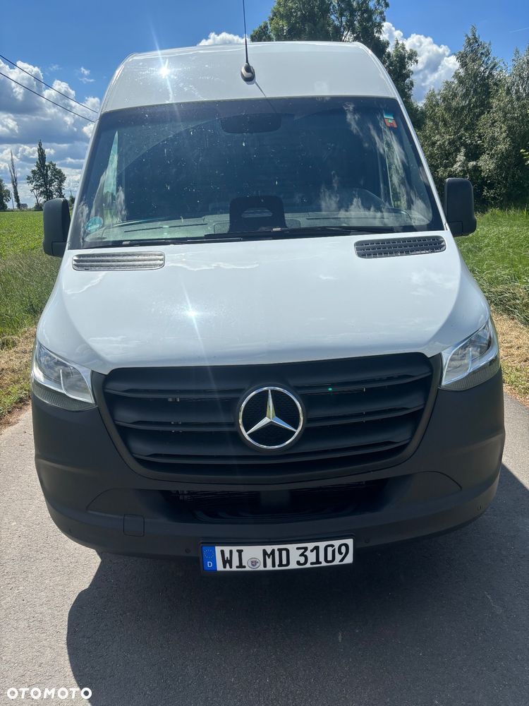 Mercedes-Benz Sprinter - 5