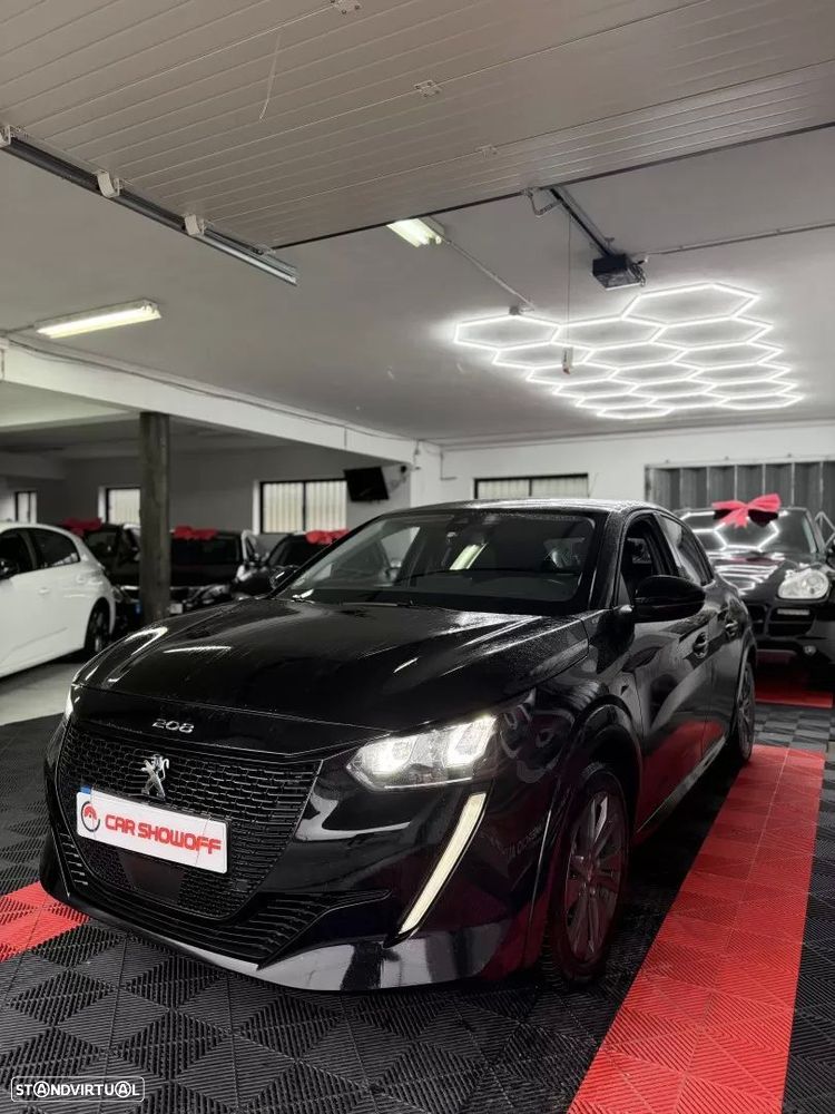 Peugeot e-208 Allure - 3