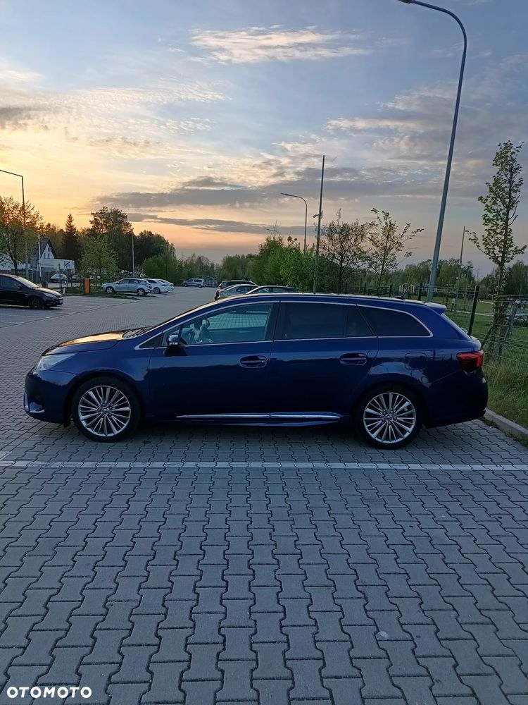 Toyota Avensis 2.0 Prestige MS - 7