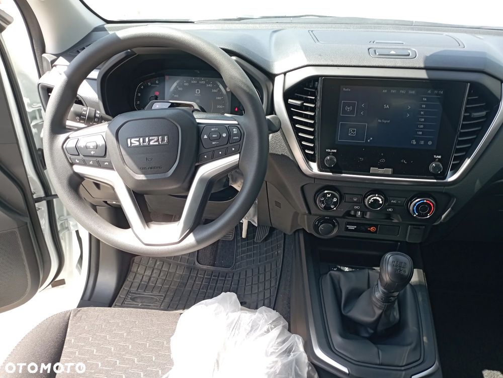 Isuzu D-Max 2.2 DC LS 4WD - 11