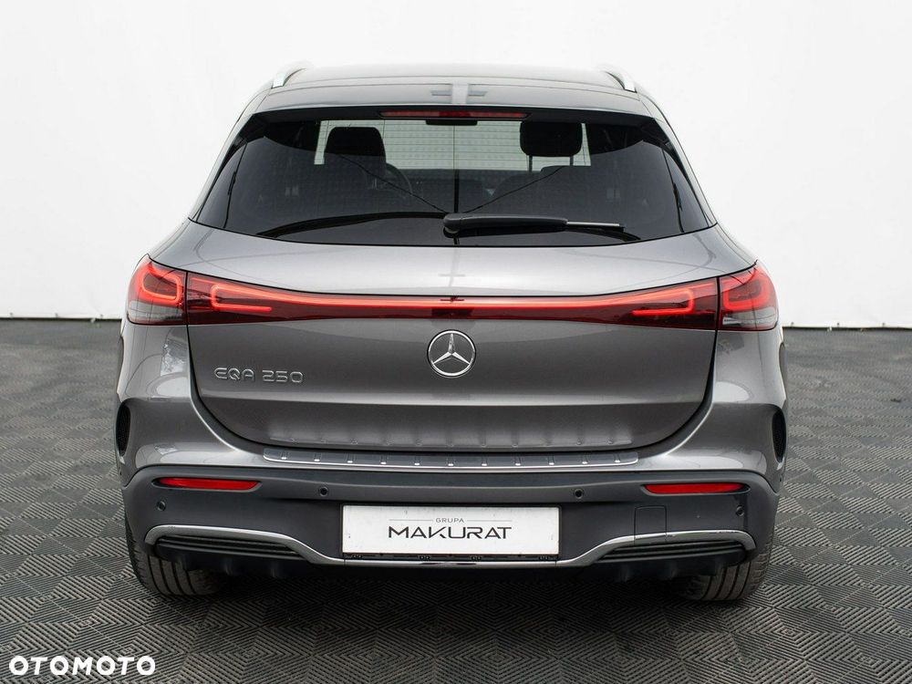 Mercedes-Benz EQA 250 66.5kWh AMG Line - 11