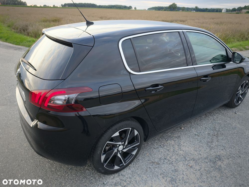 Peugeot 308 1.2 PureTech Active Pack S&S EAT8 - 12