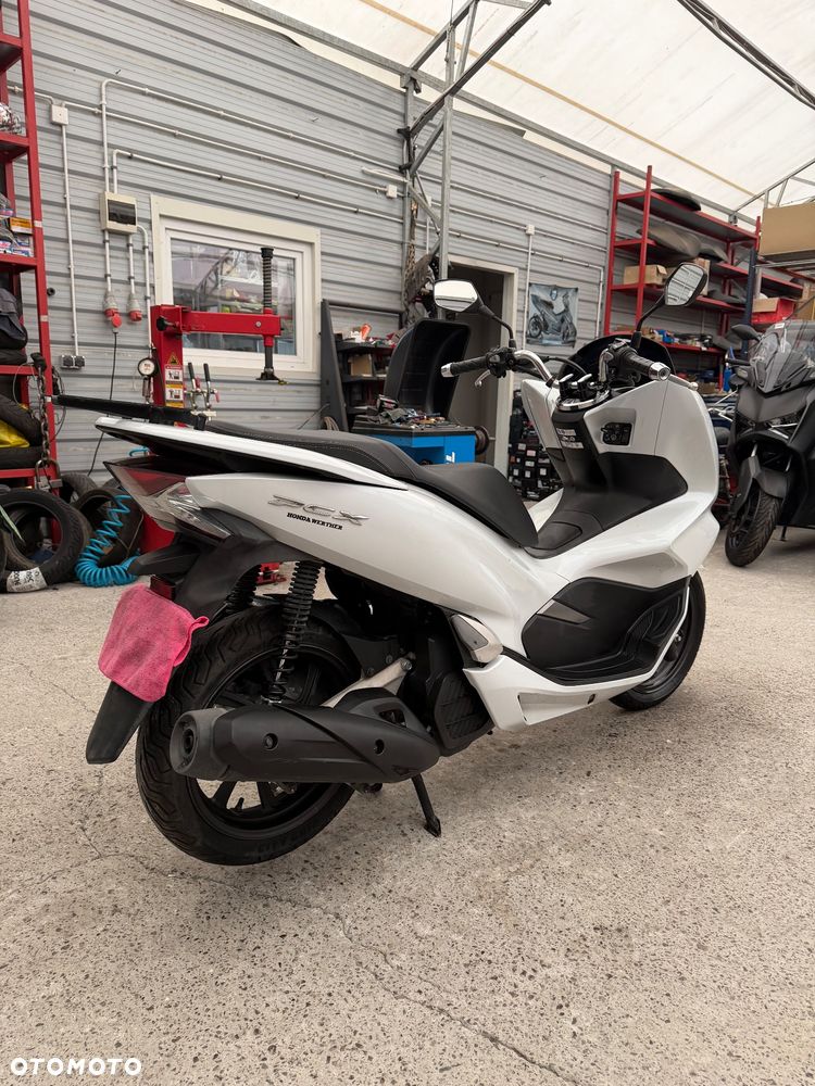 Honda PCX - 8