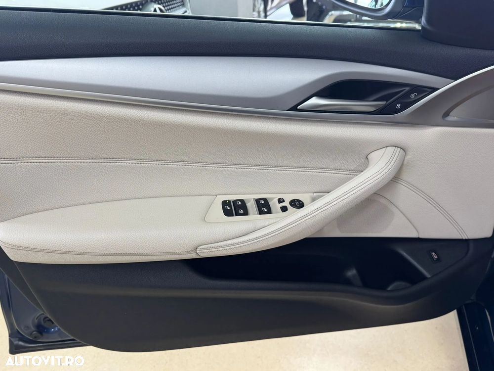 BMW Seria 5 530d xDrive Aut. - 17