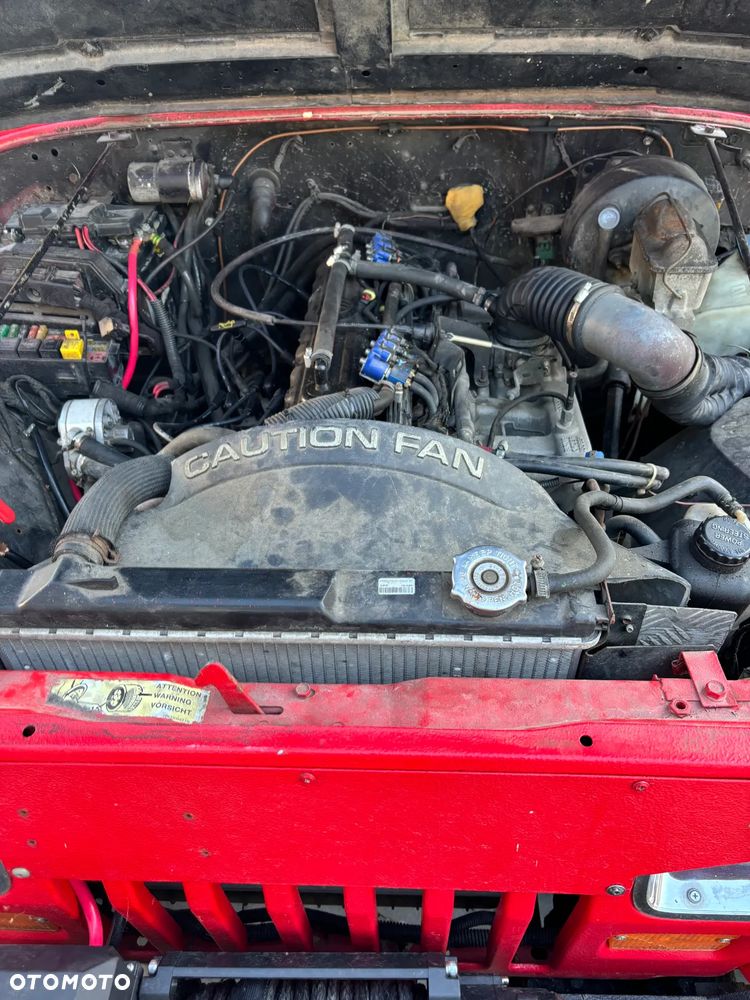 Jeep Wrangler 2.5L - 19