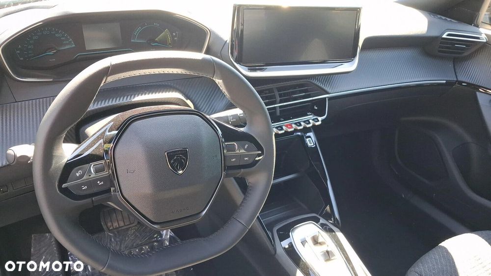 Peugeot 2008 PureTech mHEV Edition e-DCS6 - 11