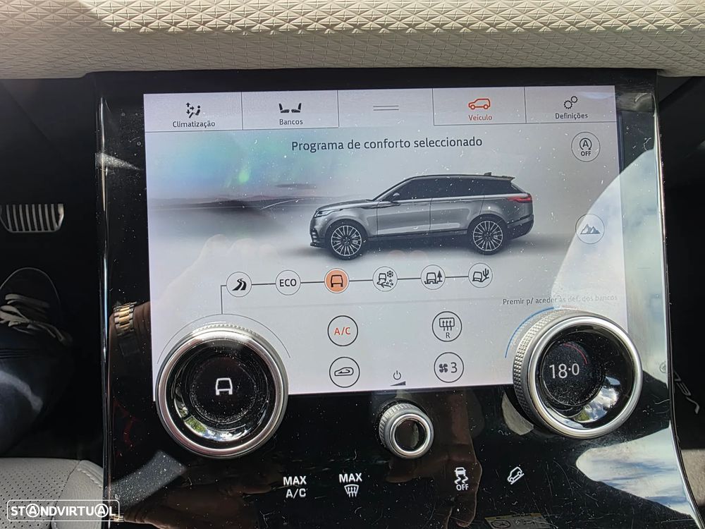 Land Rover Range Rover Velar 2.0 D R-Dynamic S - 17