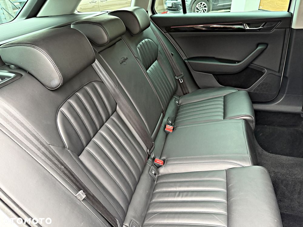 Skoda Superb 2.0 TDI DSG L&K - 25