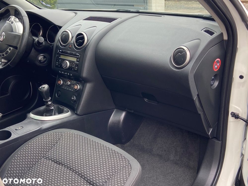 Nissan Qashqai+2 2.0 Acenta - 7