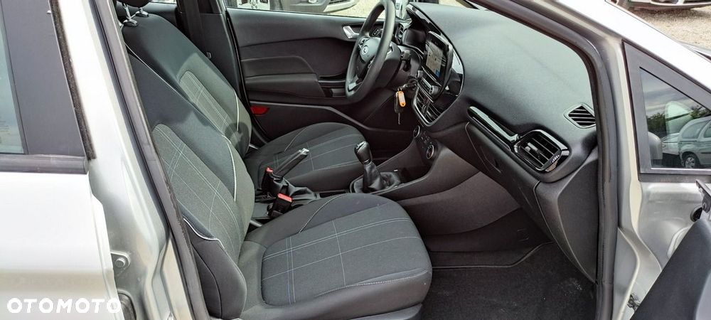 Ford Fiesta - 33