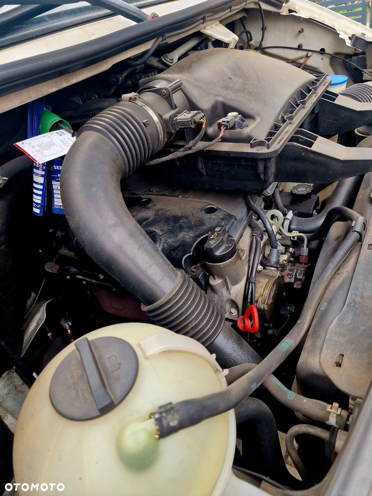 Mercedes-Benz Sprinter - 11