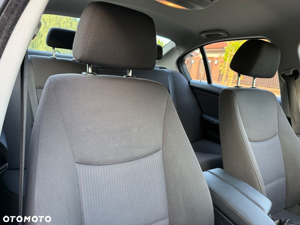 BMW Seria 3 - 10