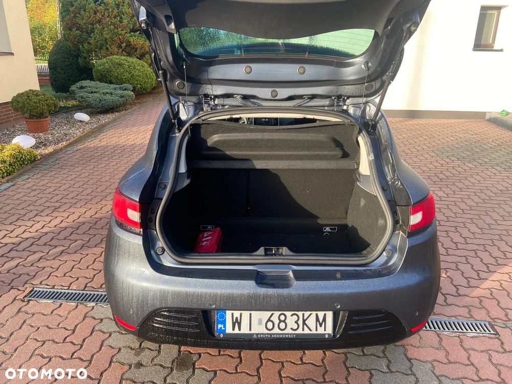 Renault Clio - 8