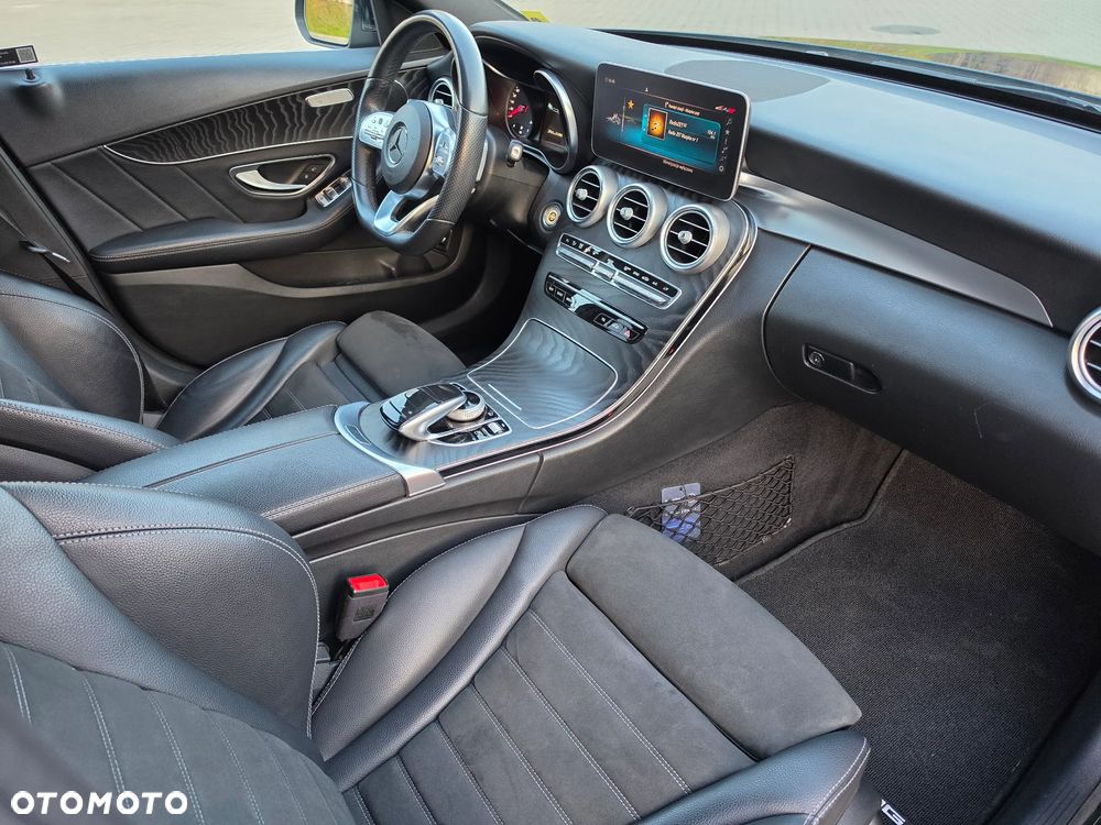 Mercedes-Benz Klasa C 220 d 4MATIC 9G-TRONIC - 13