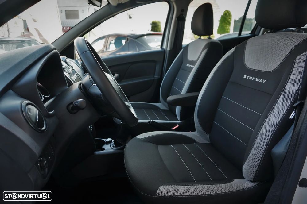 Dacia Logan MCV TCe 90 S&S Prestige - 11