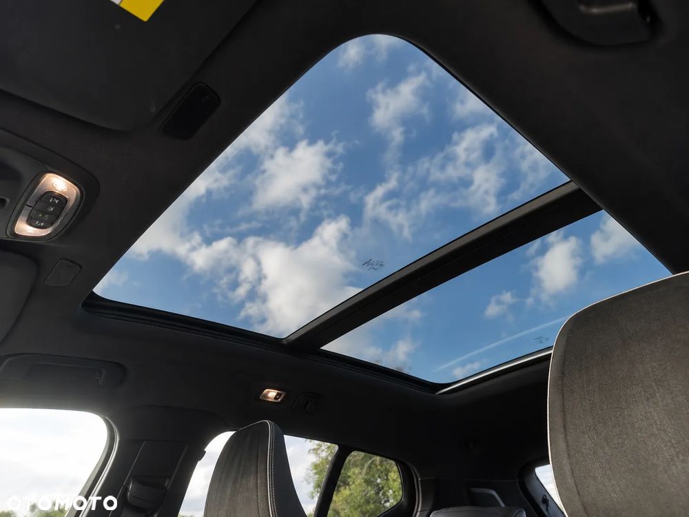 Volvo XC 40 B4 B R-Design - 25