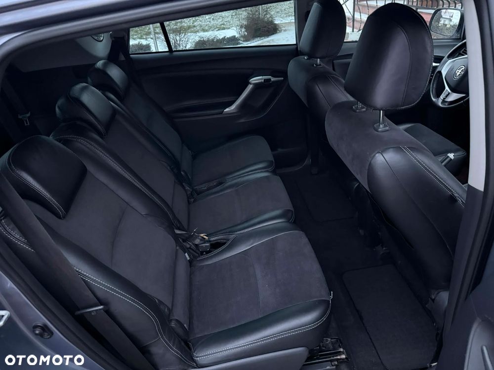 Toyota Verso 2.0 D-4D Sol 7os - 12