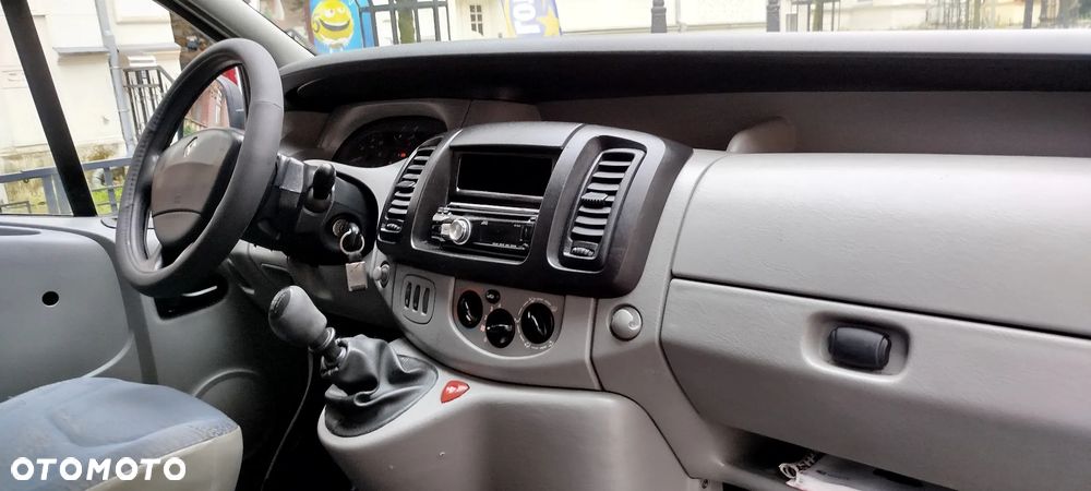 Renault Trafic - 6
