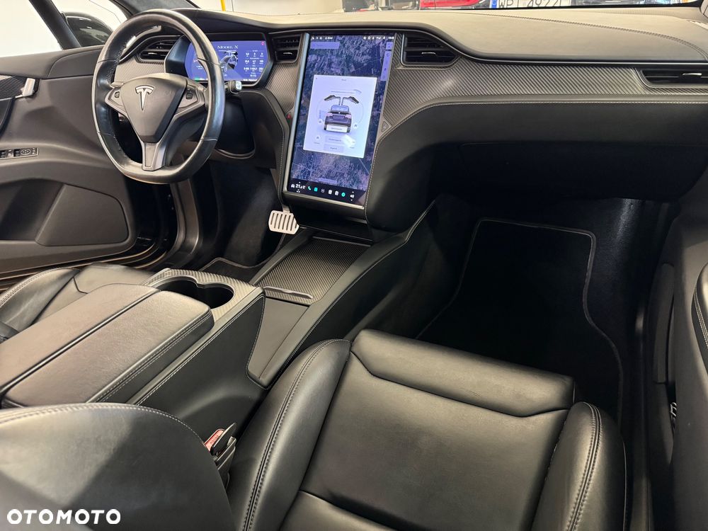 Tesla Model X Performance - 25